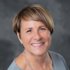 profile photo of Lynne Zelenski