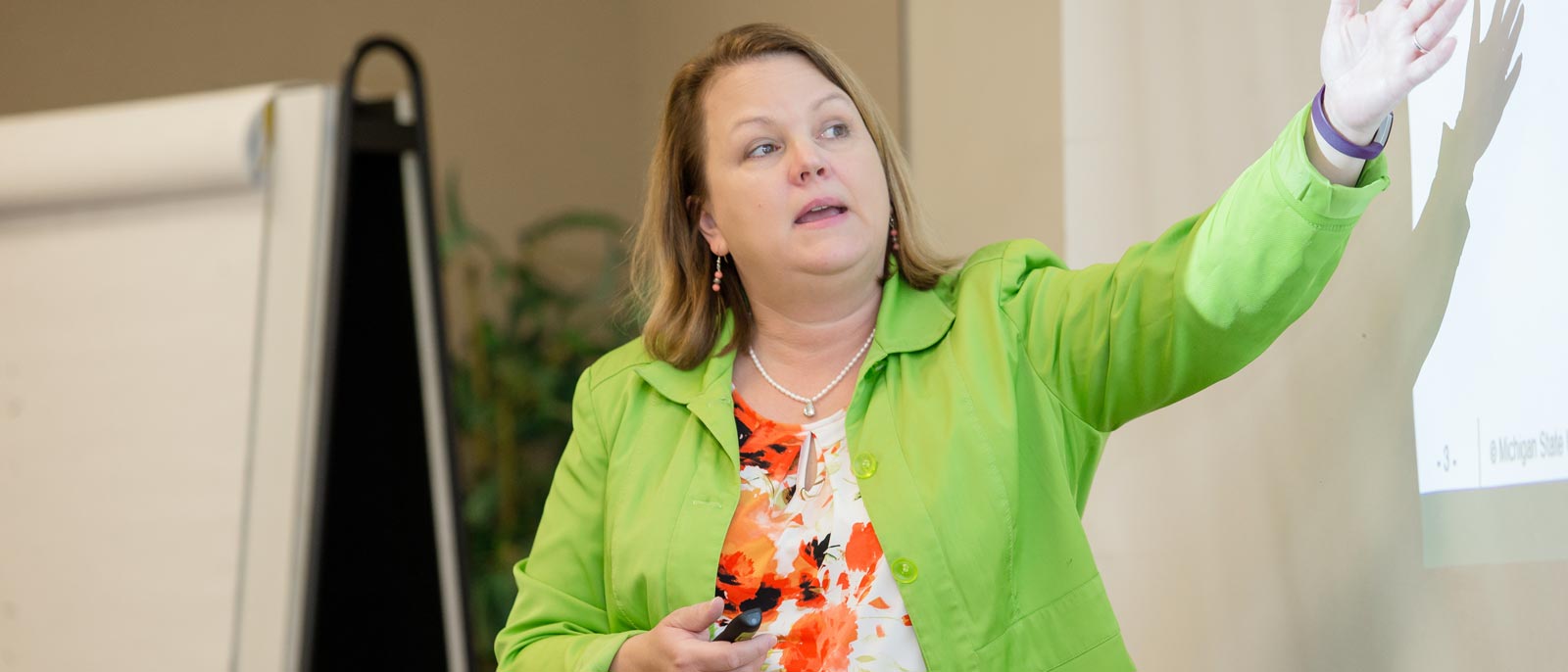 Professor in Supply Chain Management Judith Whipple delivers instruction to a supply chain management executive development seminar at the Henry Center at MSU.