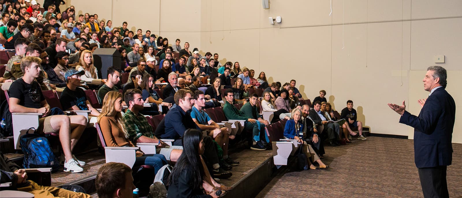 Craig Menear speaking at the 2017 Warrington Lecture