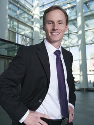 Scott DeRue headshot