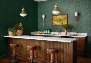 Wet bar in the Bonnie Knutson Graduate suite