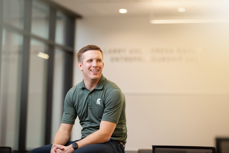 Mark Mansdoerfer professional headshot inside Minskoff Pavilion