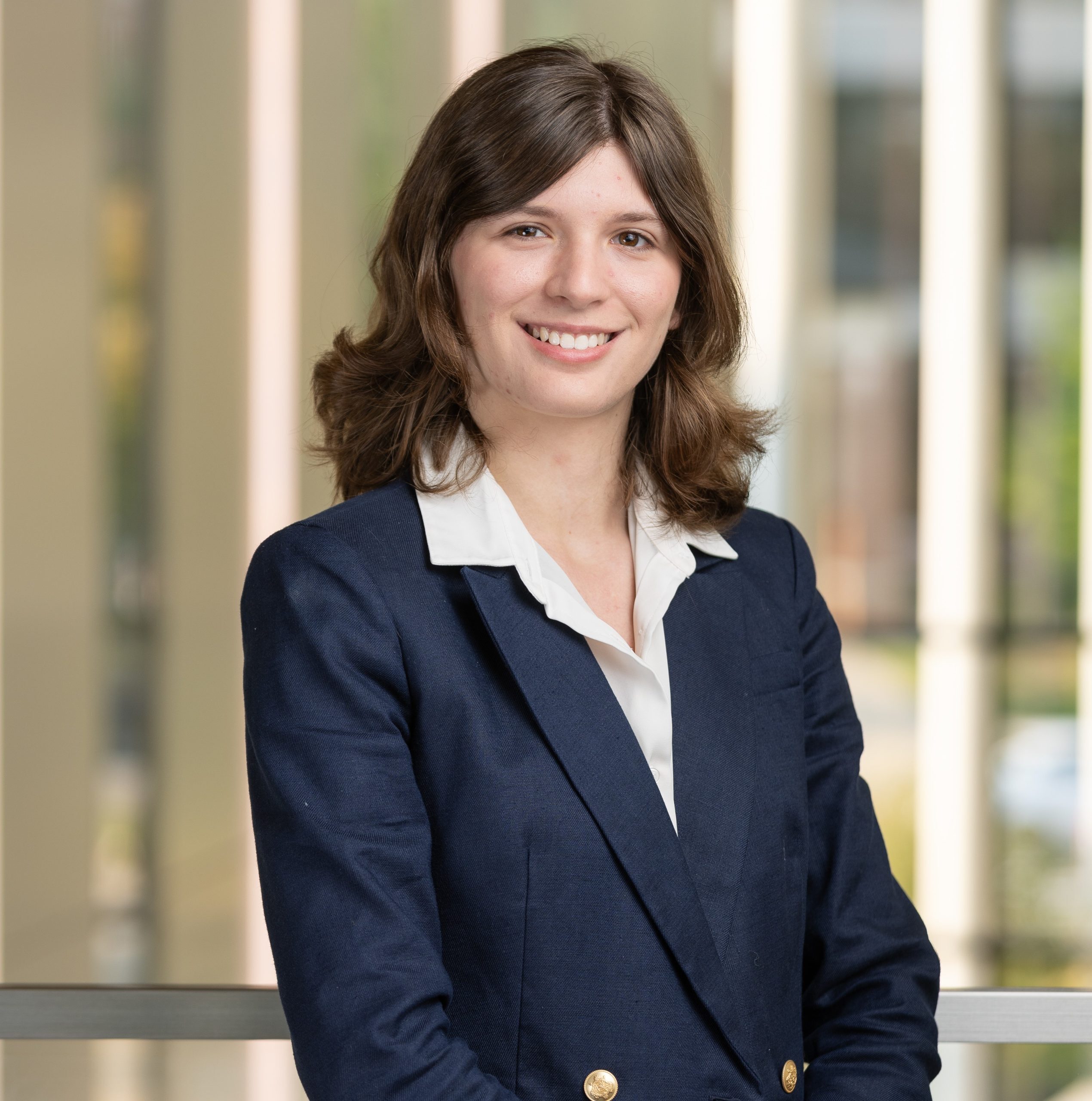 chloe pottenger headshot