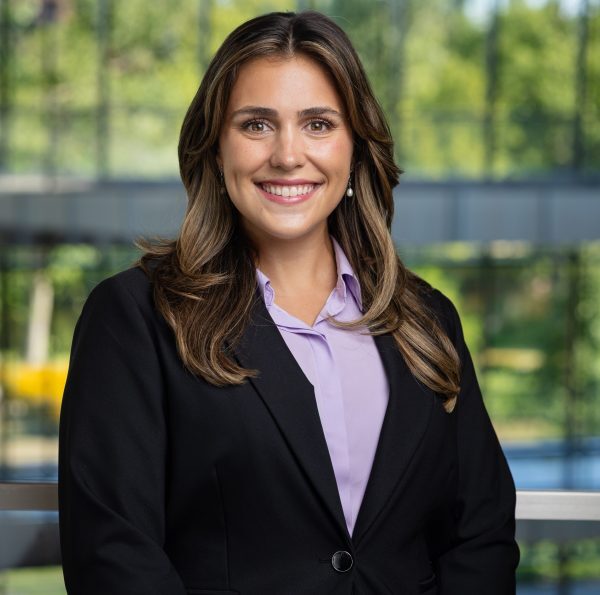 angela leach headshot