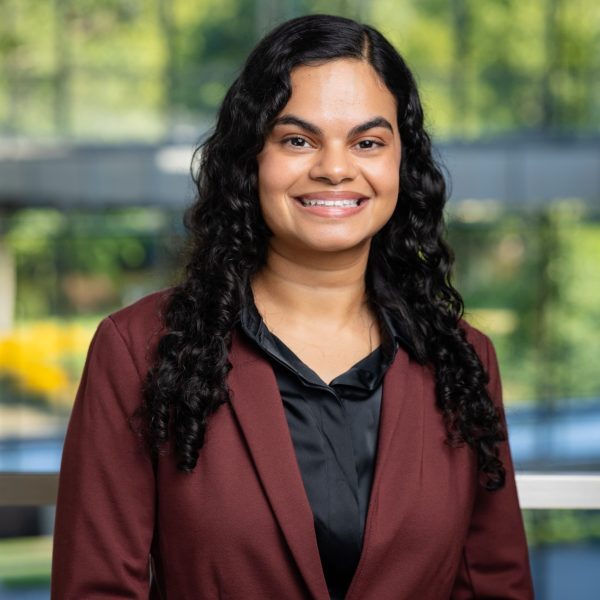 dia melhotra headshot