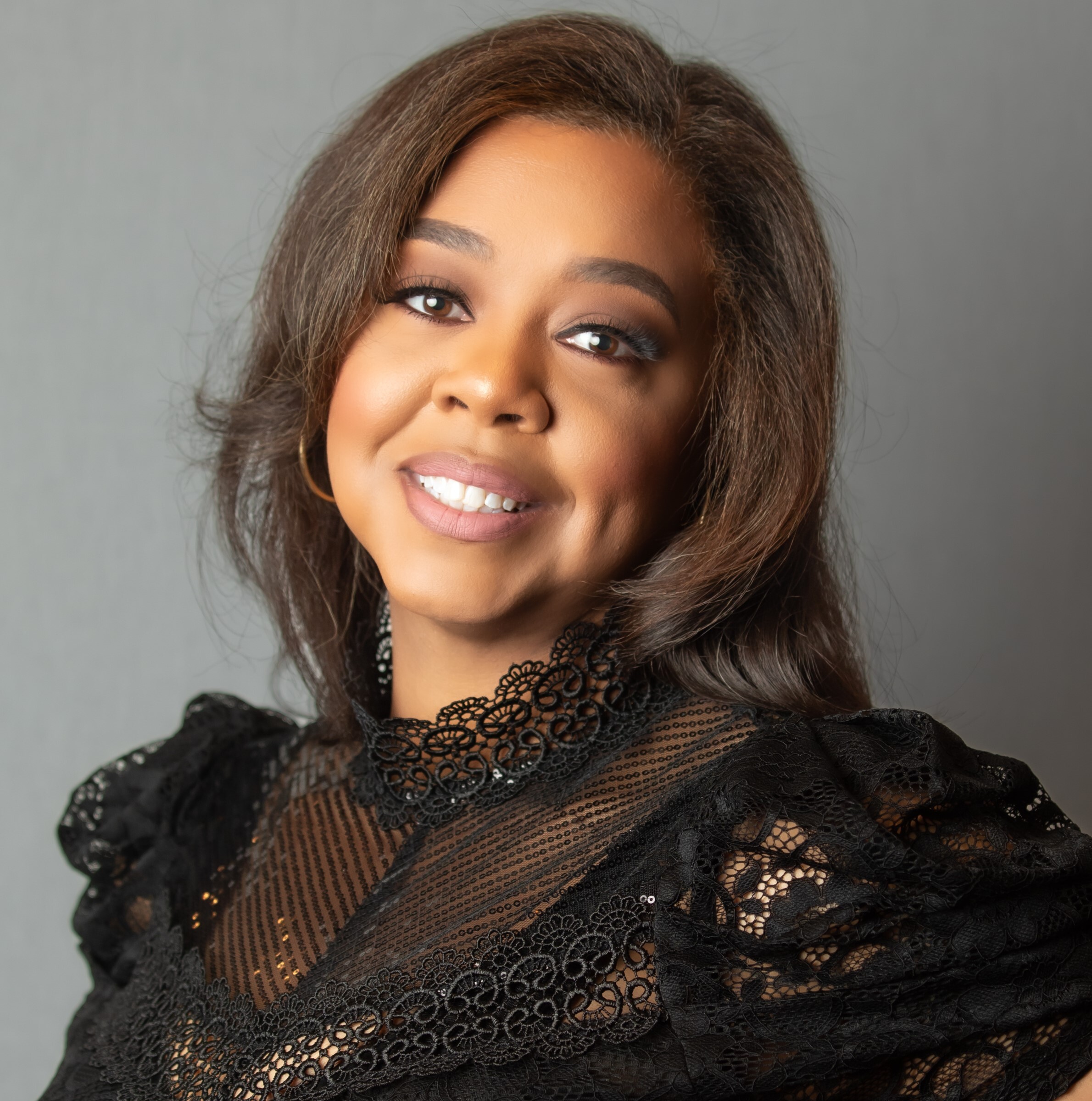 Lela johnson headshot EMBA