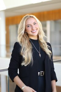 Professional headshot of Enna Fretz