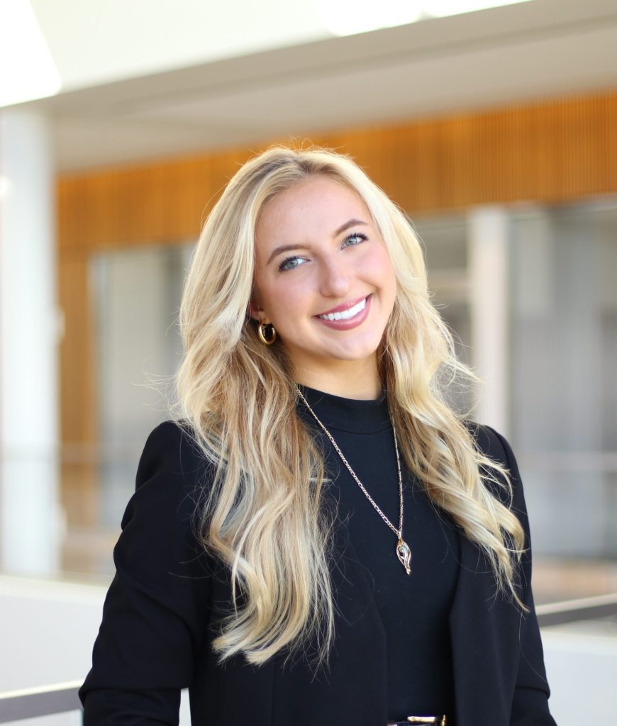 Professional headshot of Enna Fretz