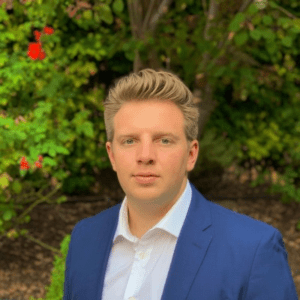 Headshot of Nick Cartus outside