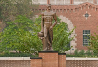 MSU Photography Services: Sparty &emdash; 20100809.DLT.0143